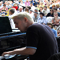 Wolfgang Seligo - Solo piano